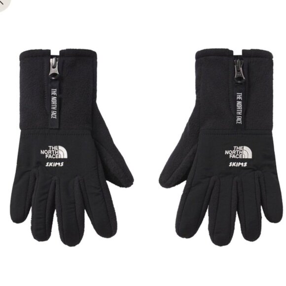 The North Face x Skims RETRO DENALI FLEECE GLOVES Onyx M - Picture 1 of 3